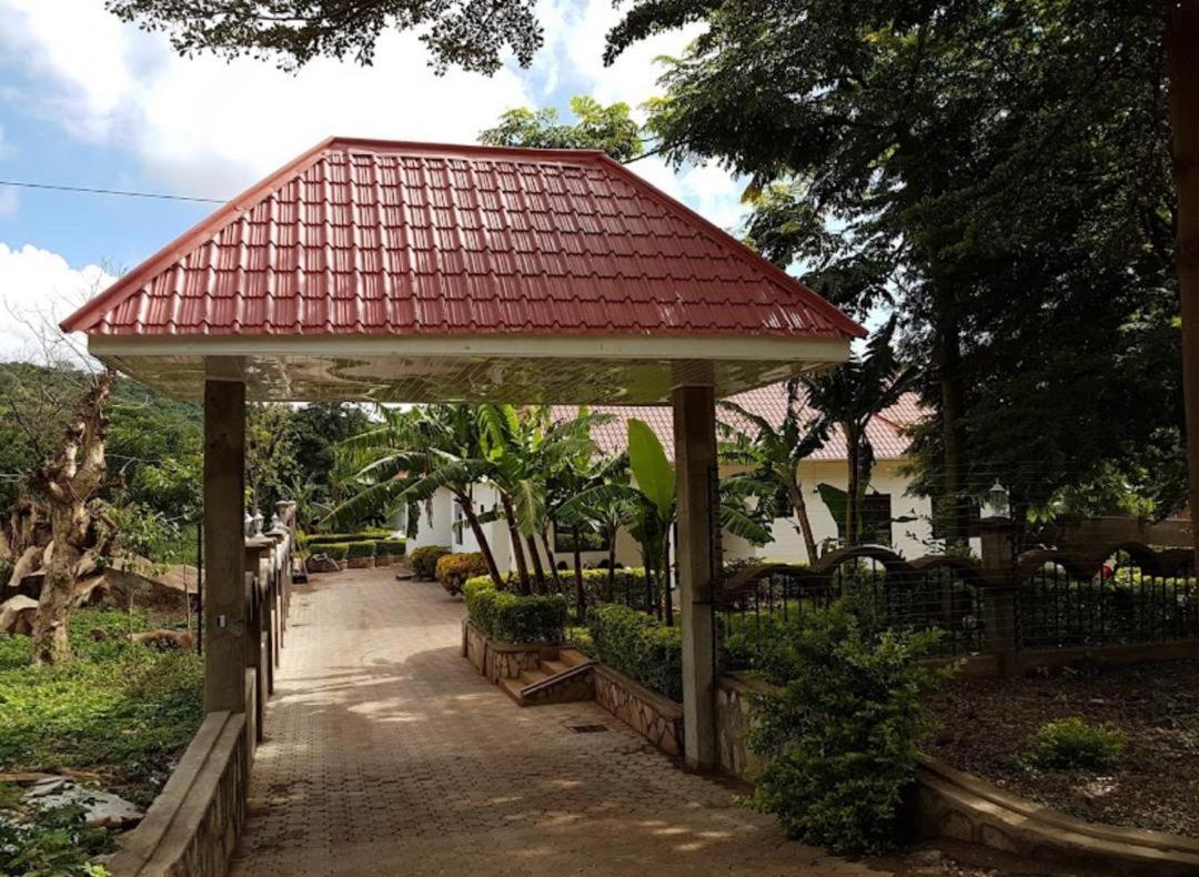 Parkbridge Resort Mto wa Mbu Luaran gambar
