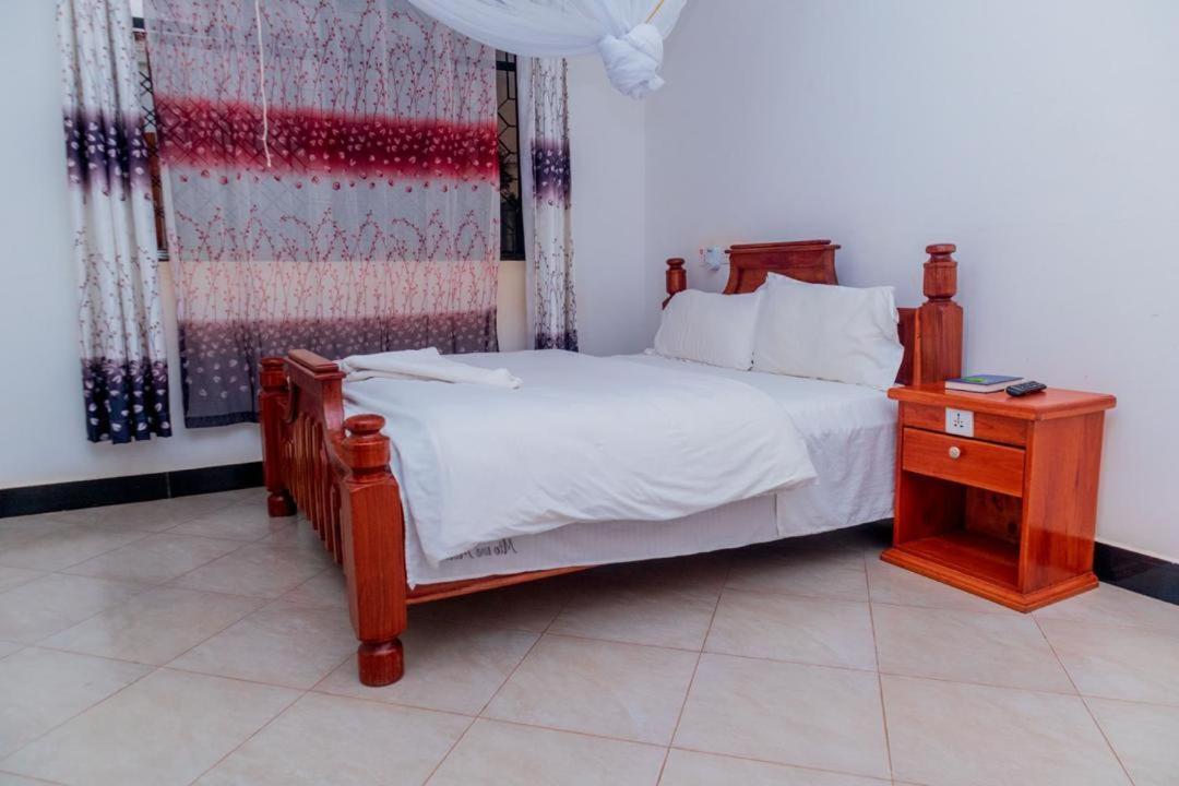 Parkbridge Resort Mto wa Mbu Luaran gambar