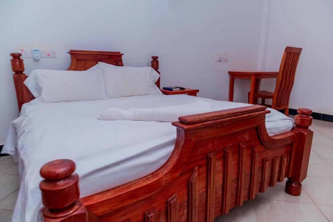 Parkbridge Resort Mto wa Mbu Luaran gambar