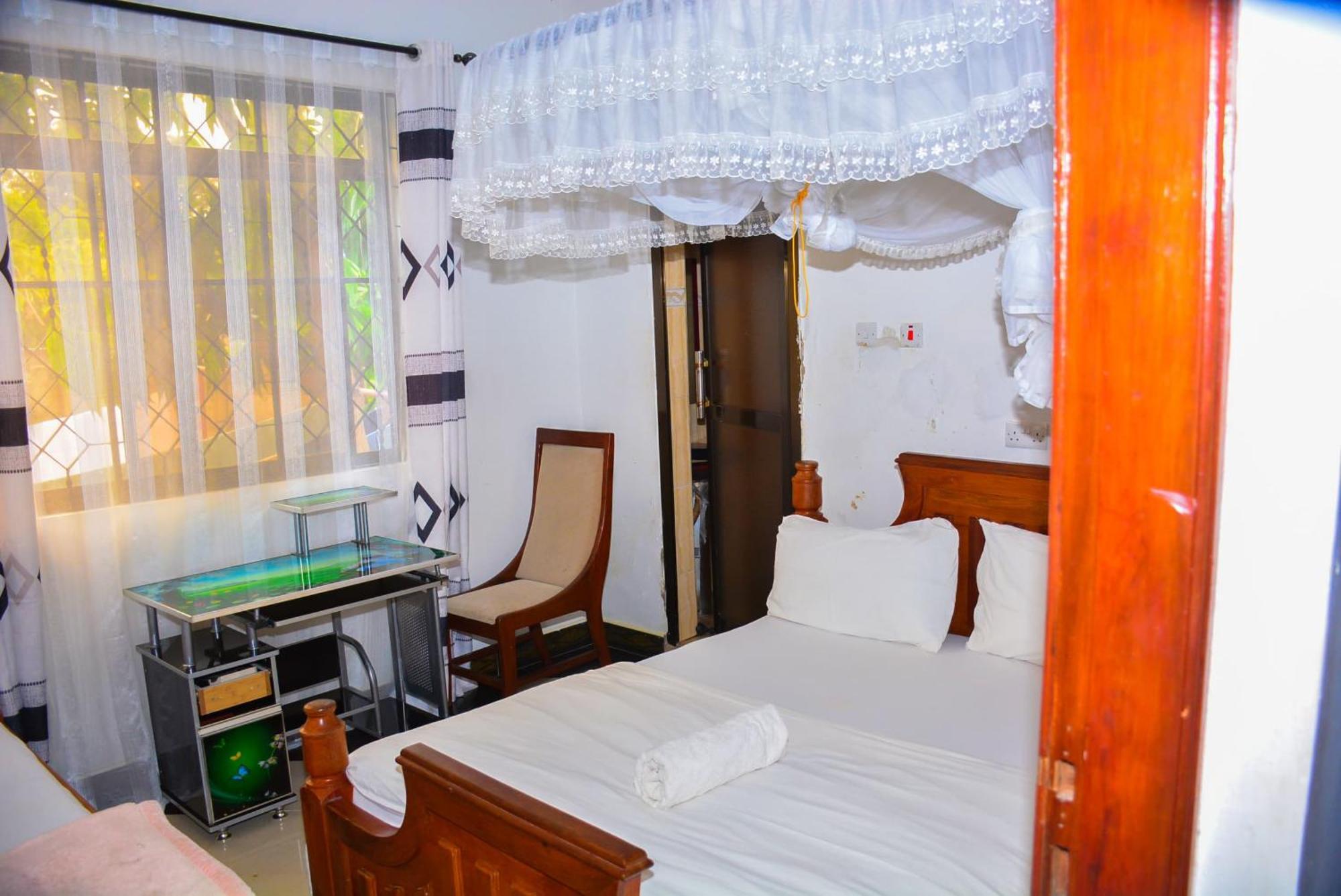 Parkbridge Resort Mto wa Mbu Luaran gambar